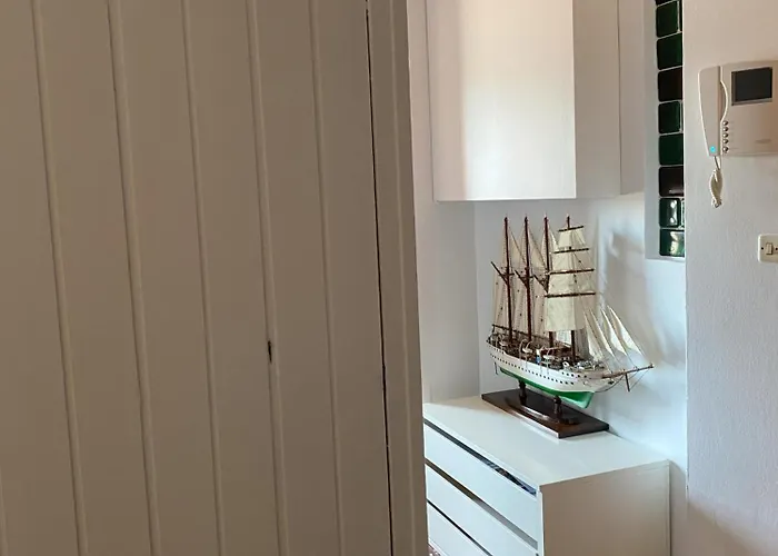 Apartment Mediterranean In Next To The Sea