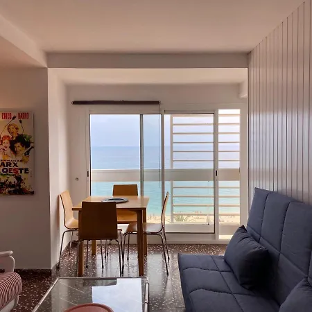 Mediterranean In Next To The Sea Apartment *