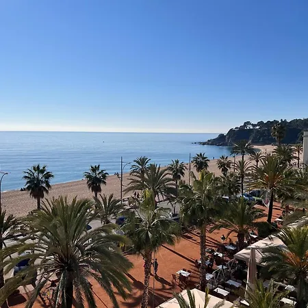Mediterranean In Next To The Sea Apartment